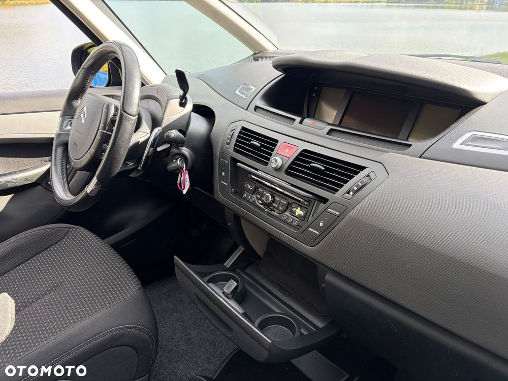 Citroën C4 Picasso - 9