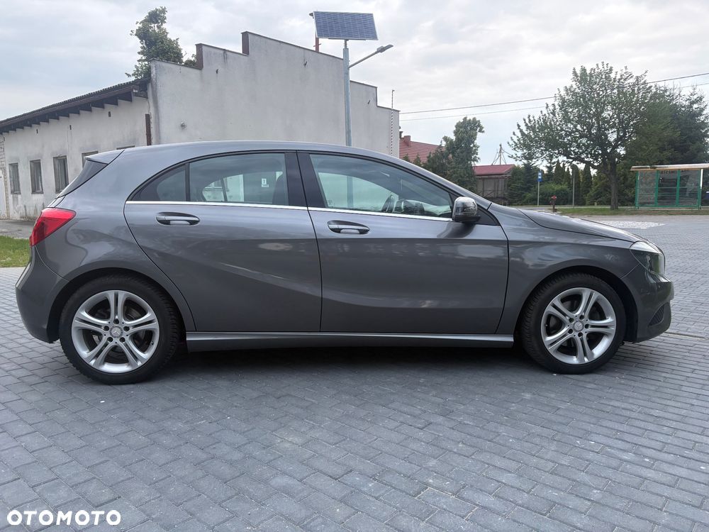 Mercedes-Benz Klasa A 180 BlueEfficiency Edition - 2