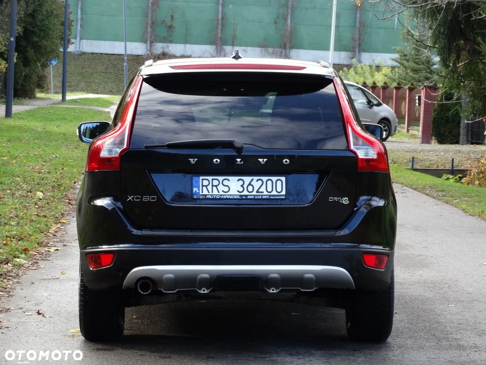 Volvo XC 60 DRIVe Momentum - 11
