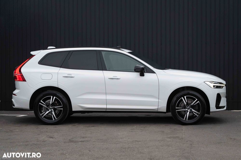 Volvo XC 60 Recharge T6 Twin Engine eAWD R-Design Expression - 4