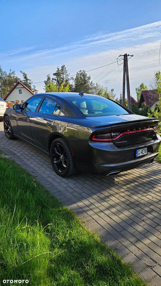 Dodge Charger 5.7 R/T - 5