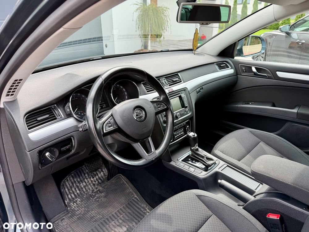 Skoda Superb 2.0 TDI Ambition DSG - 10