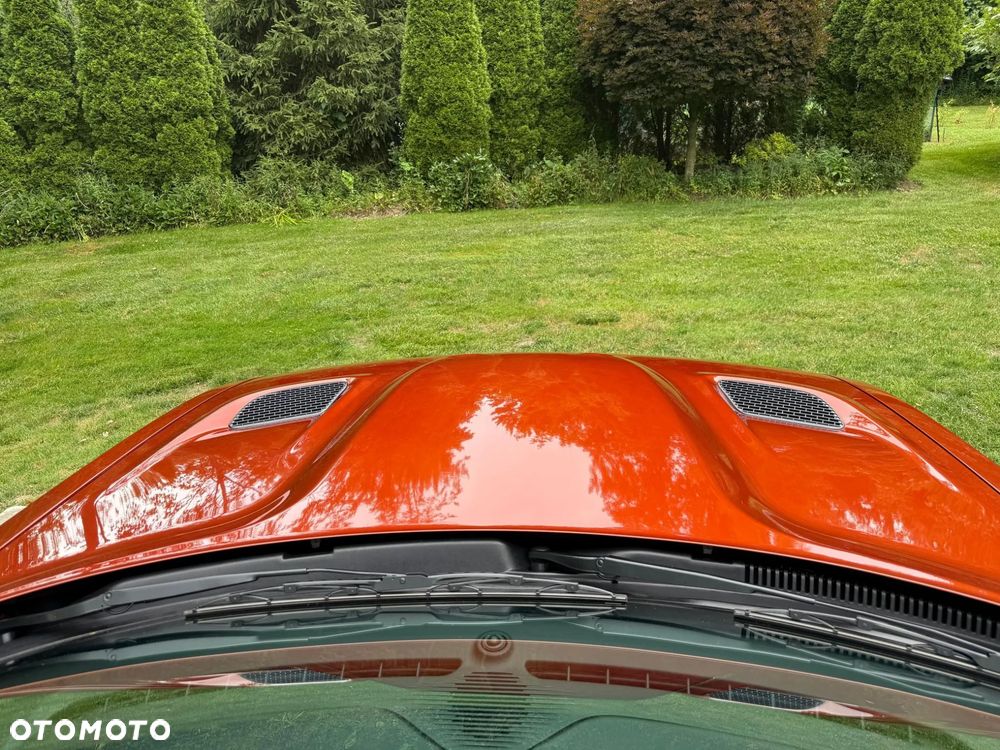 Dodge Challenger - 13
