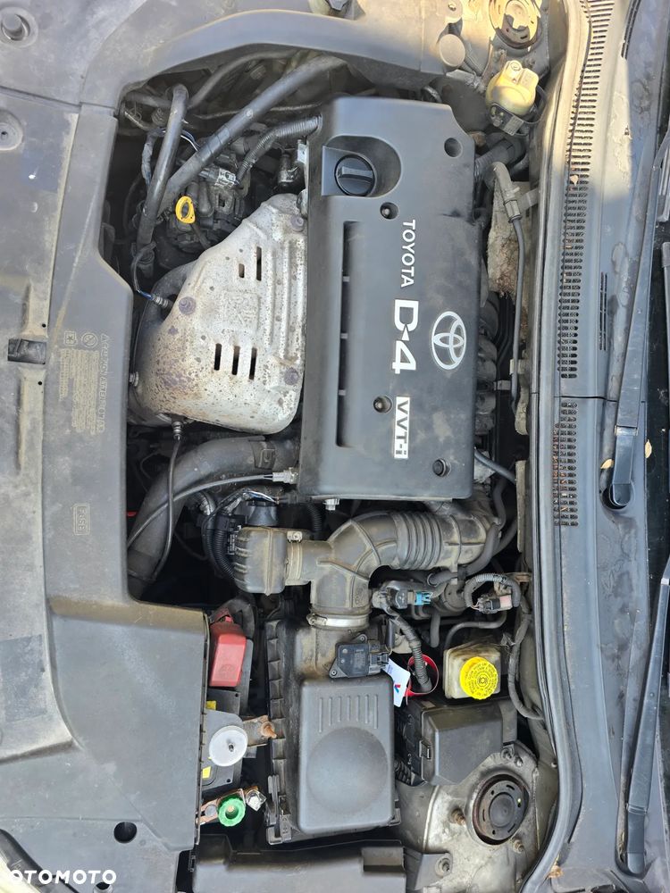 Toyota Avensis 2.0 VVT-i Sol - 9