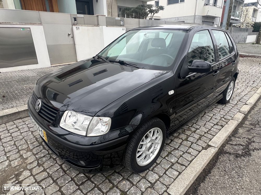 VW Polo 1.0 Confortline - 2