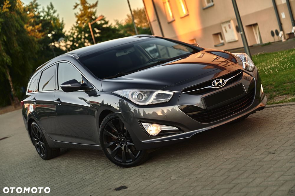 Hyundai i40 Kombi 1.7 CRDi Premium - 19