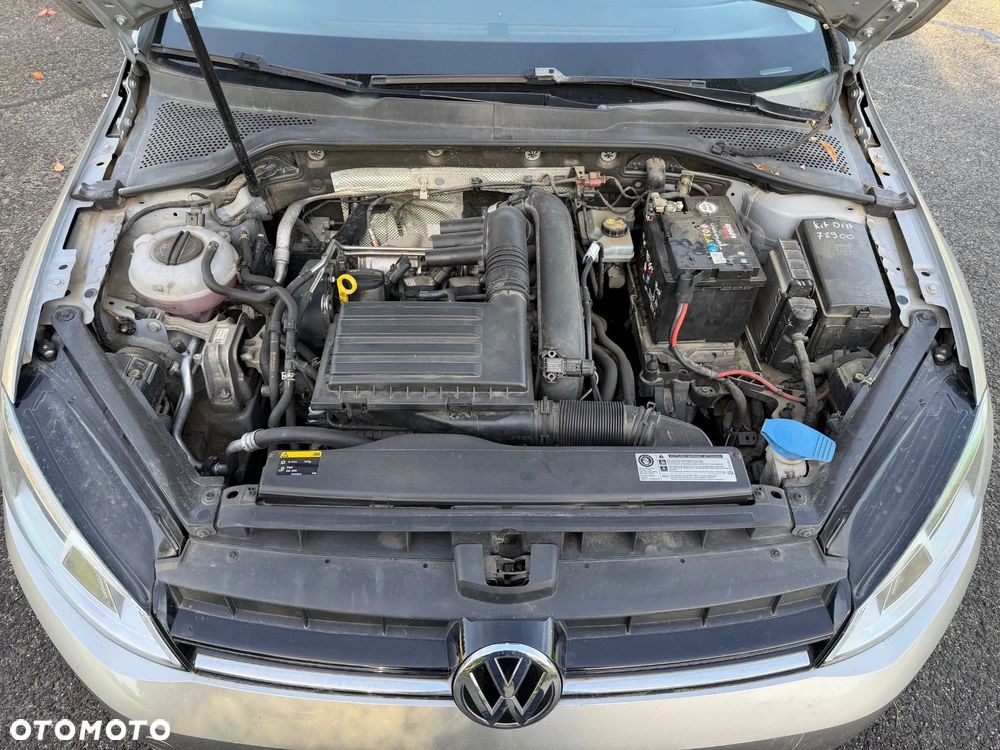 Volkswagen Golf 1.2 TSI BlueMotion Technology Lounge - 32