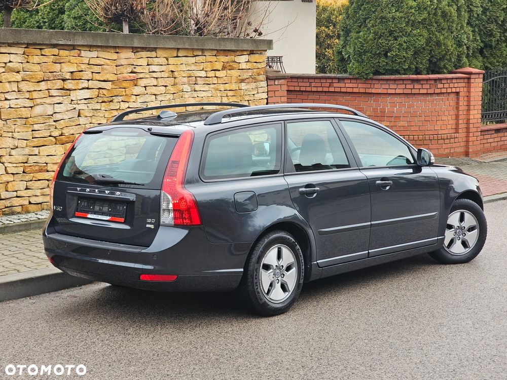 Volvo V50 1.6D Momentum - 14