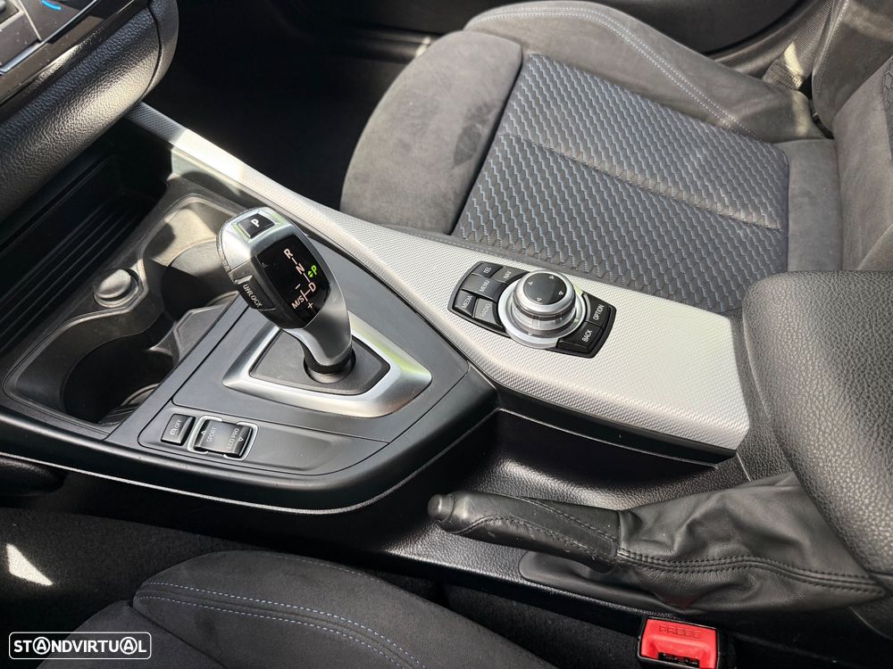 BMW 116 d Pack M Auto - 21