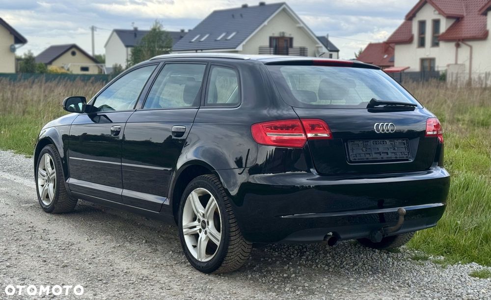 Audi A3 Sportback - 4