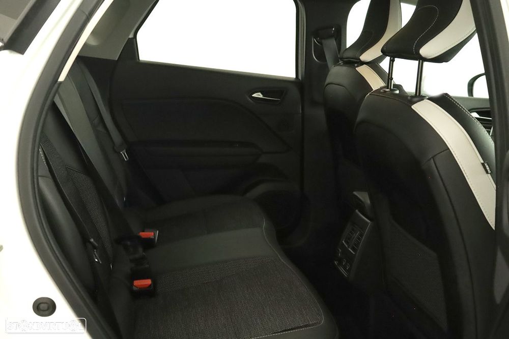 Renault Captur 1.0 TCe Techno Bi-Fuel - 23