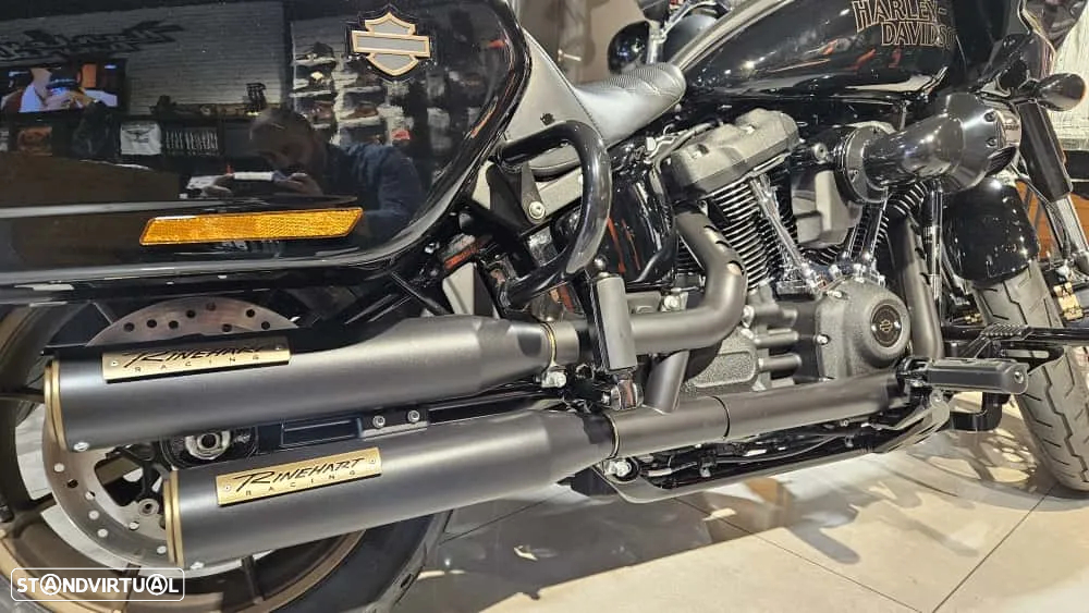 Harley-Davidson Low Rider ST - 11