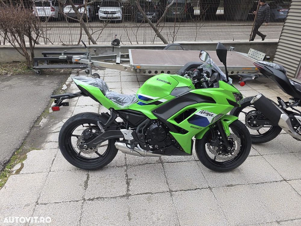 Kawasaki Ninja 650 - 1