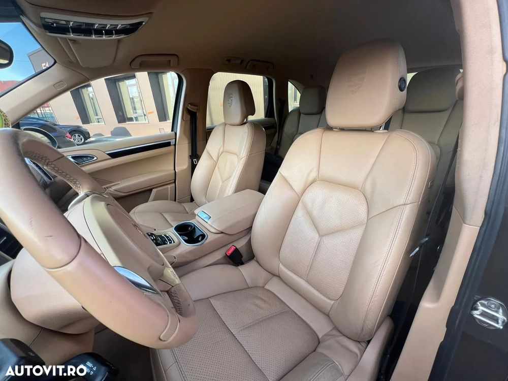Porsche Cayenne 3.0TD TipTronic - 9