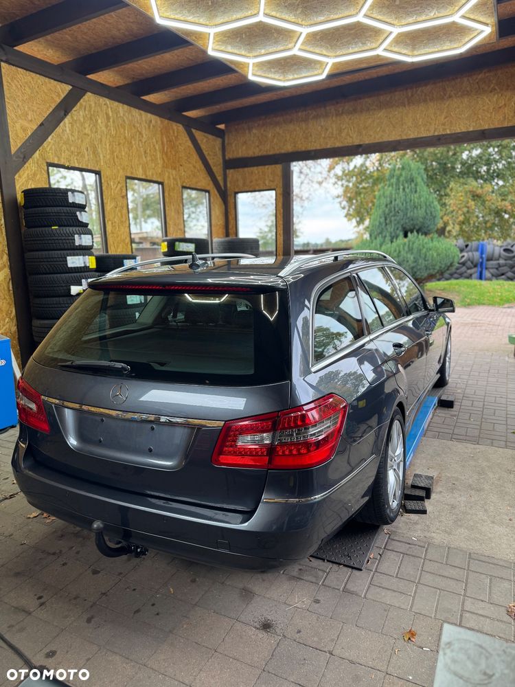 Mercedes-Benz Klasa E 220 BlueTEC 4Matic 7G-TRONIC Avantgarde - 7