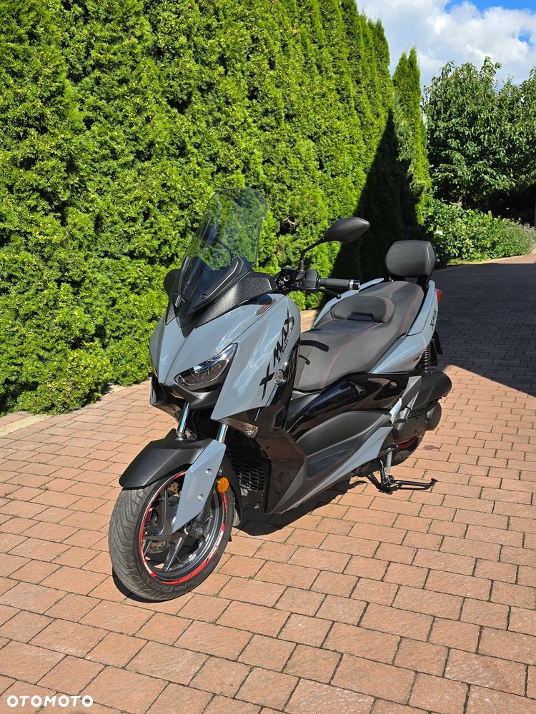 Yamaha X-max - 4