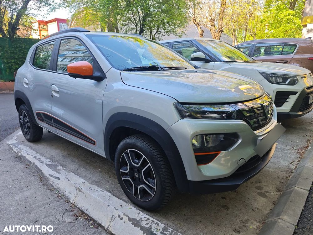 Dacia Spring Expression - 11