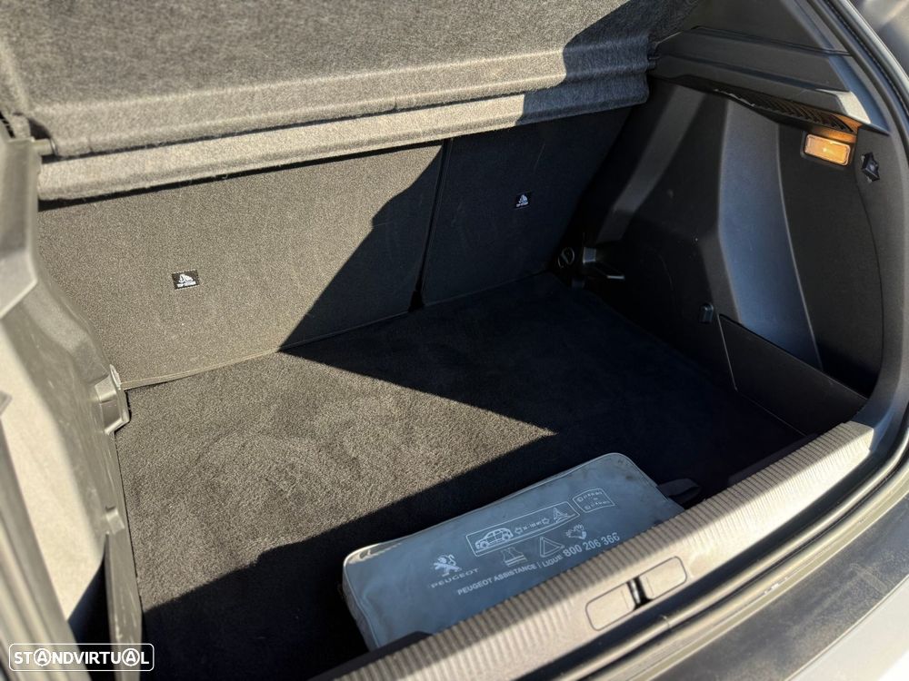 Peugeot 2008 1.5 BlueHDi Active - 50
