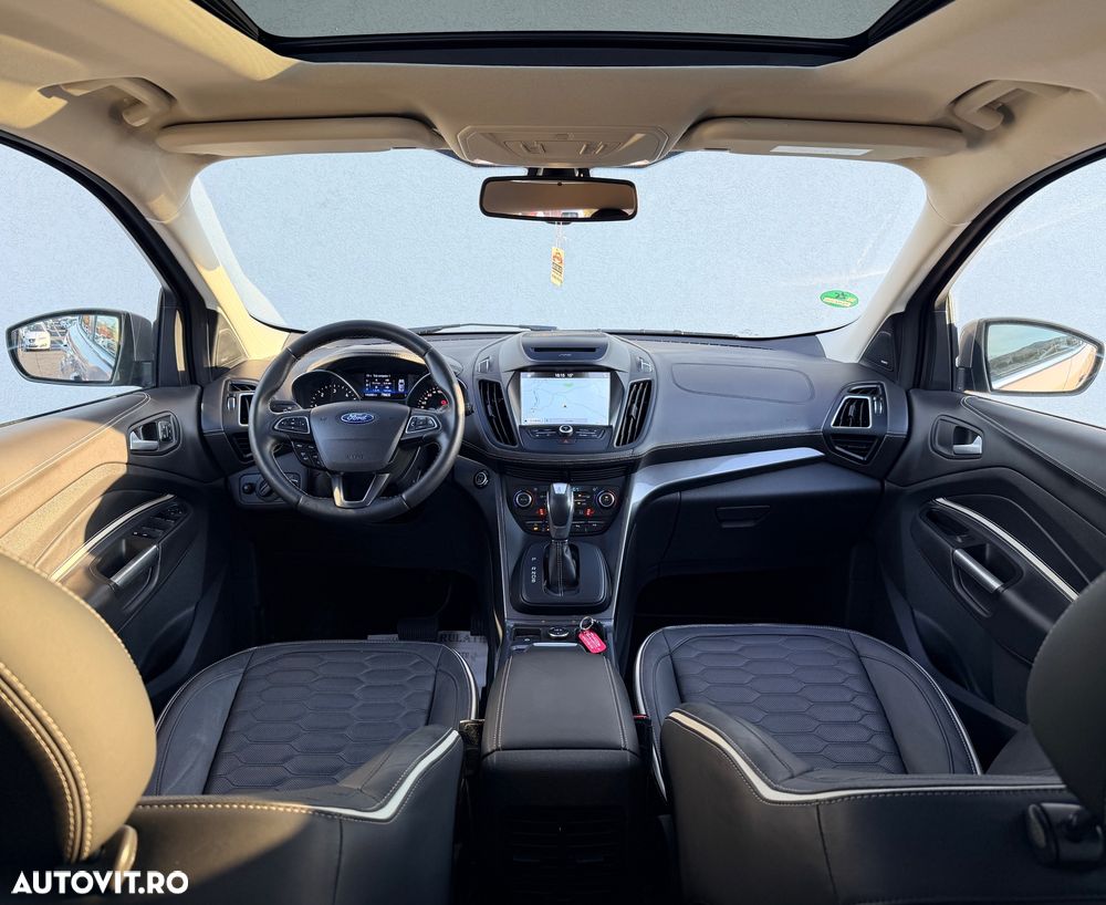 Ford Kuga 2.0 TDCi 4x4 Aut. Vignale - 6