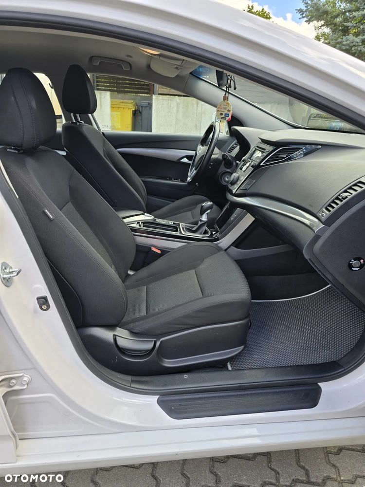 Hyundai i40 Kombi 1.6 Trend - 13