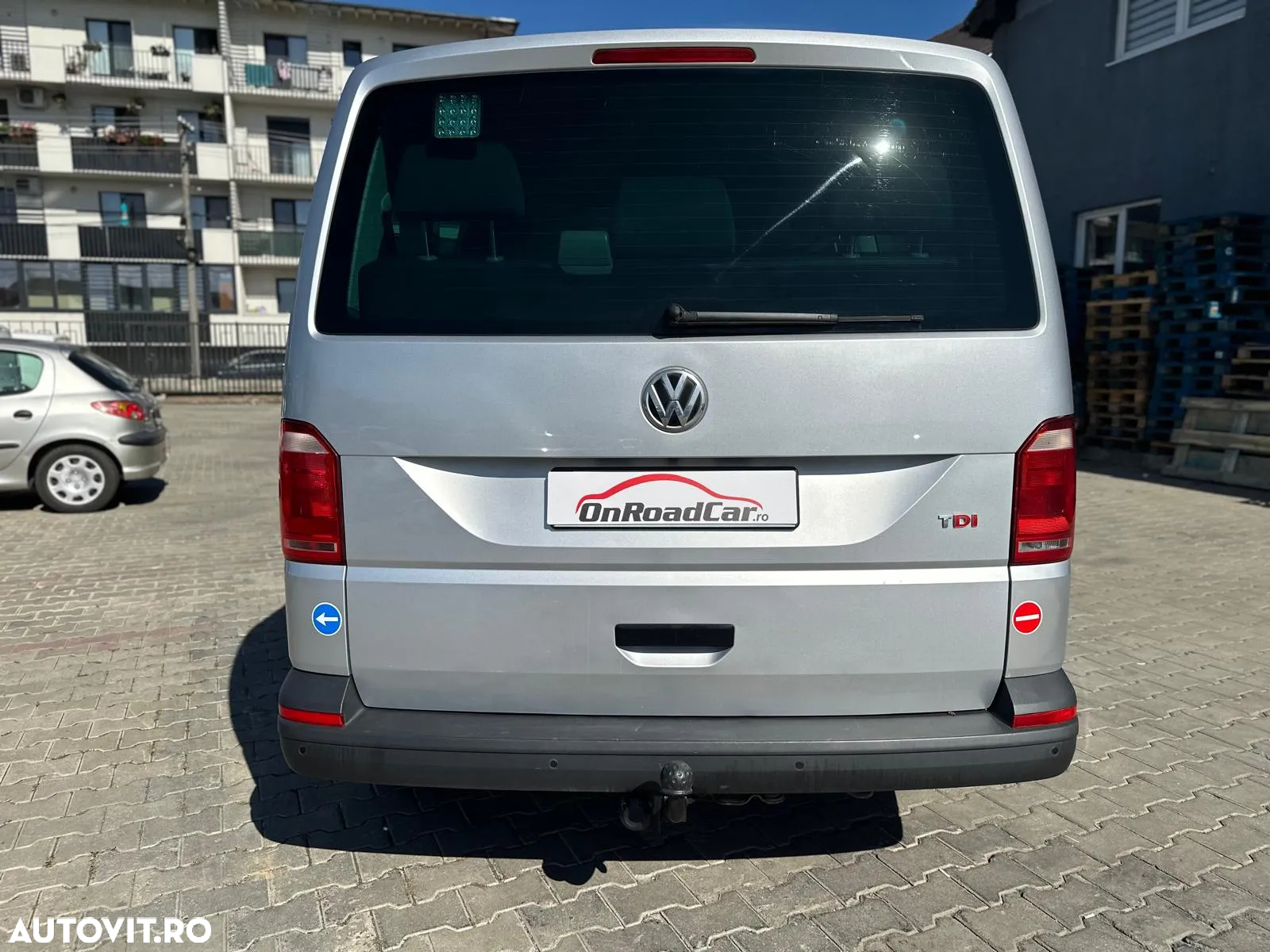 Volkswagen Caravelle T6 2.0 TDI LR Trendline DSG 4M - 28