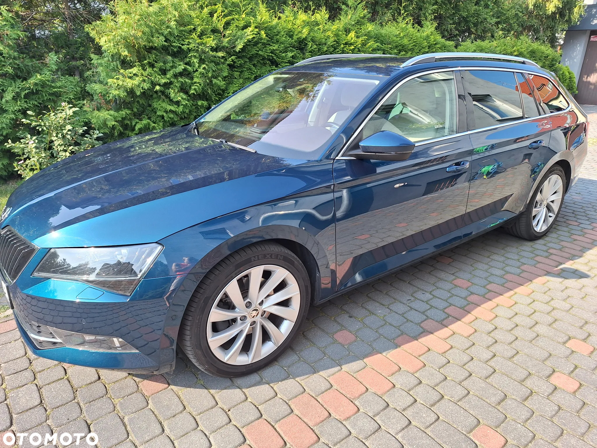Skoda Superb 2.0 TDI Style DSG - 2