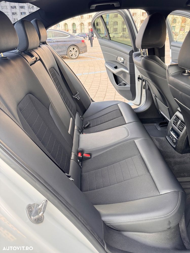 BMW Seria 3 320d Aut. Edition Luxury Line Purity - 20