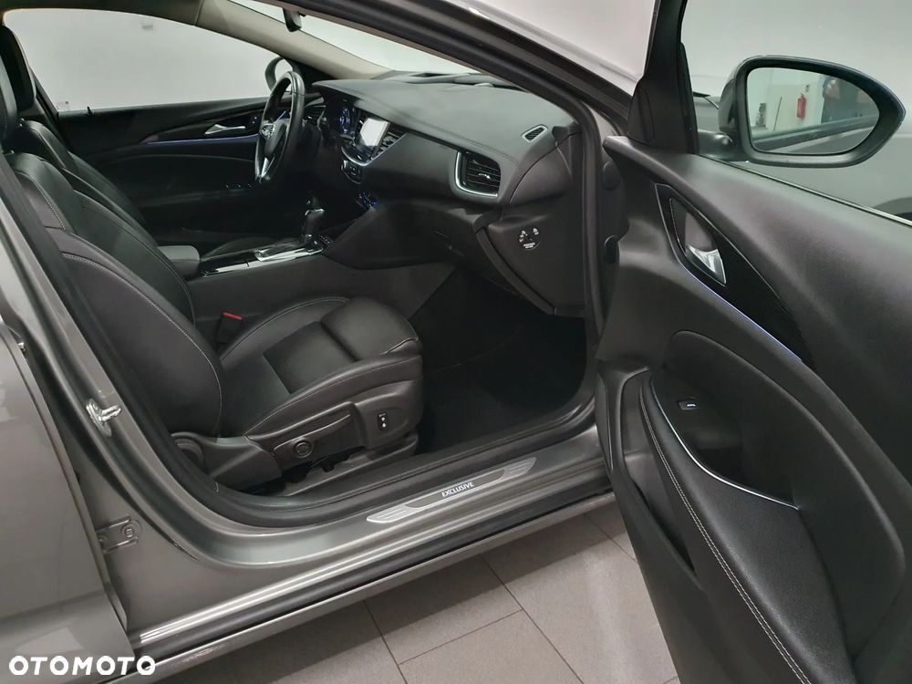 Opel Insignia Sports Tourer 2.0 Diesel Exclusive - 30
