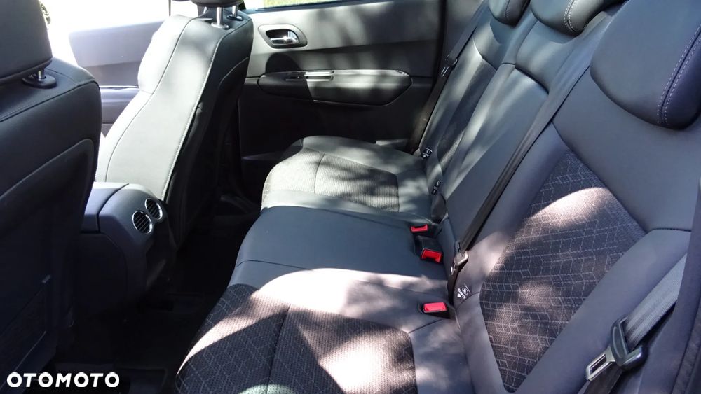 Peugeot 3008 HDi FAP 150 Premium - 24
