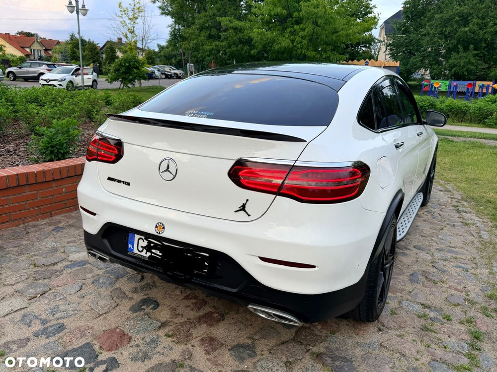 Mercedes-Benz GLC 220 d 4-Matic - 3