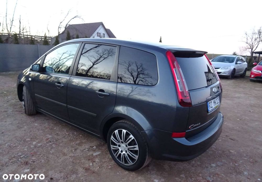 Ford C-MAX - 11