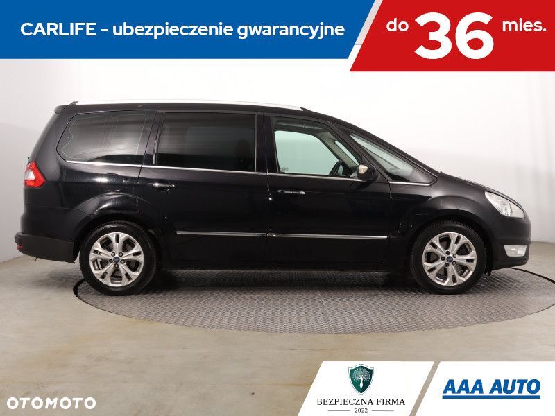 Ford Galaxy - 8