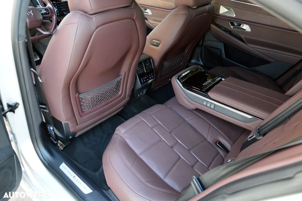 DS Automobiles DS 9 - 12