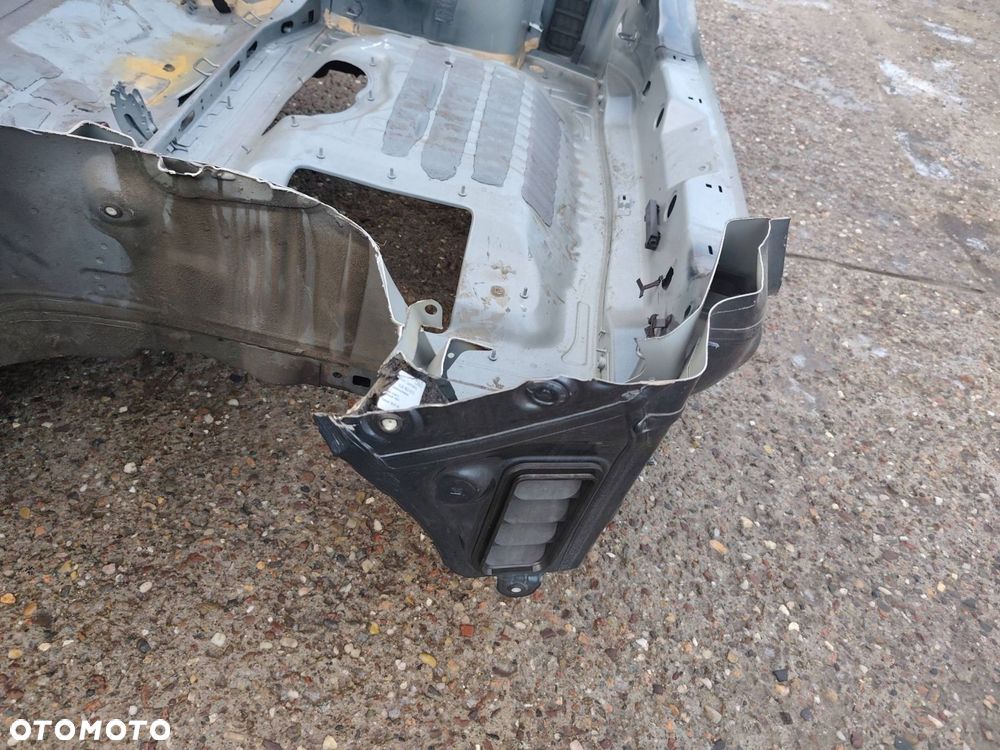 CUPRA FORMENTOR PAS TYLNY WANNA HYBRYDA - 7