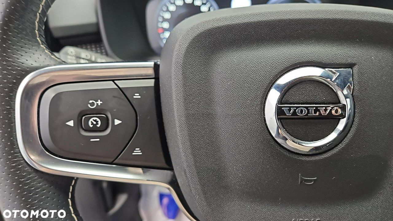 Volvo XC 40 - 16
