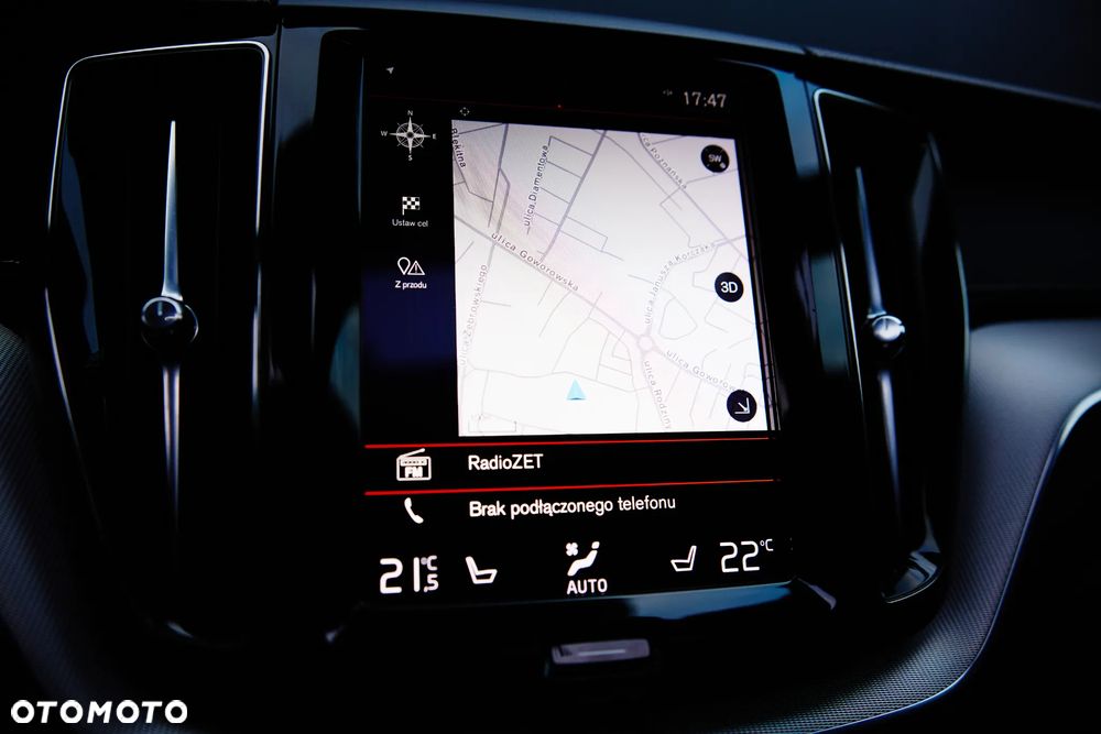 Volvo XC 60 D4 SCR AWD R-Design - 21