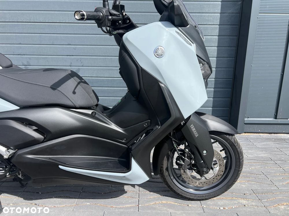 Yamaha X-max - 5