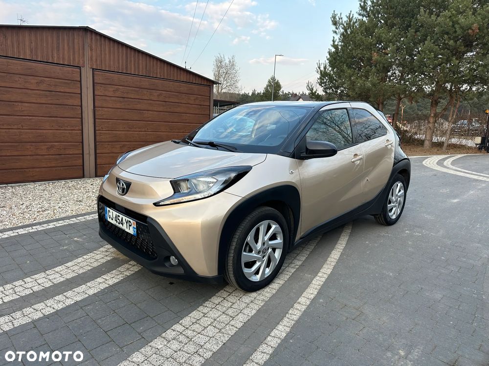 Toyota Aygo X x-shift x-play - 5