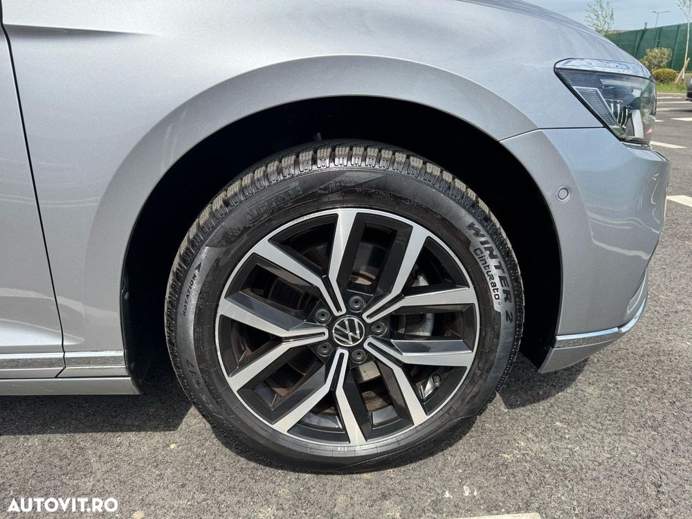 Volkswagen Passat 2.0 TDI DSG 4Motion Highline - 10