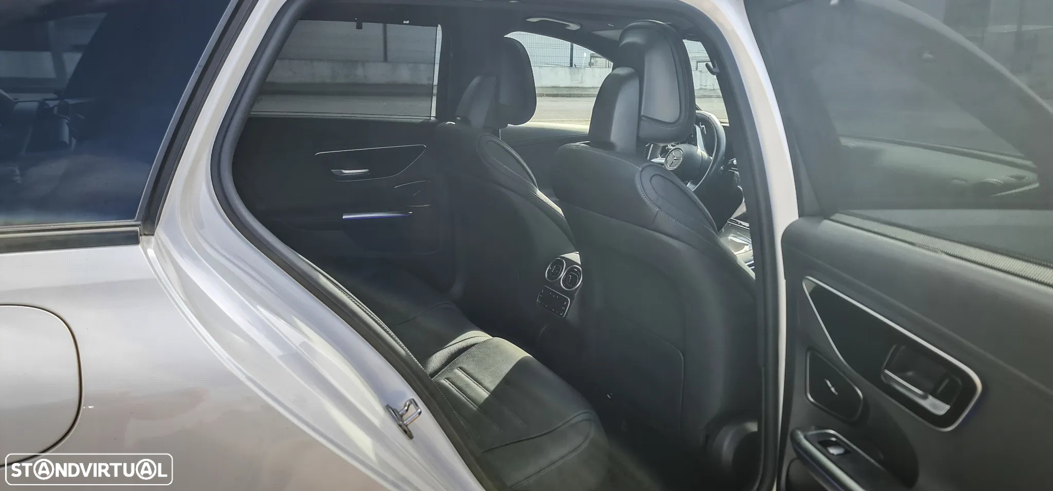 Mercedes-Benz C 300 e AMG Line - 15