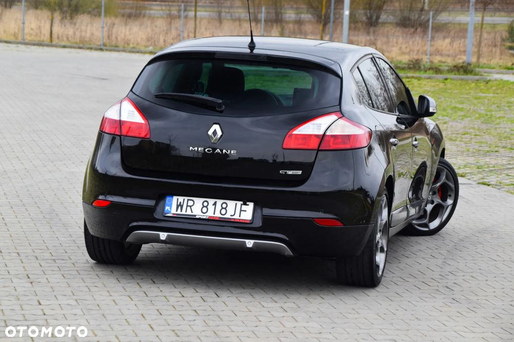 Renault Megane TCe 180 GT - 36