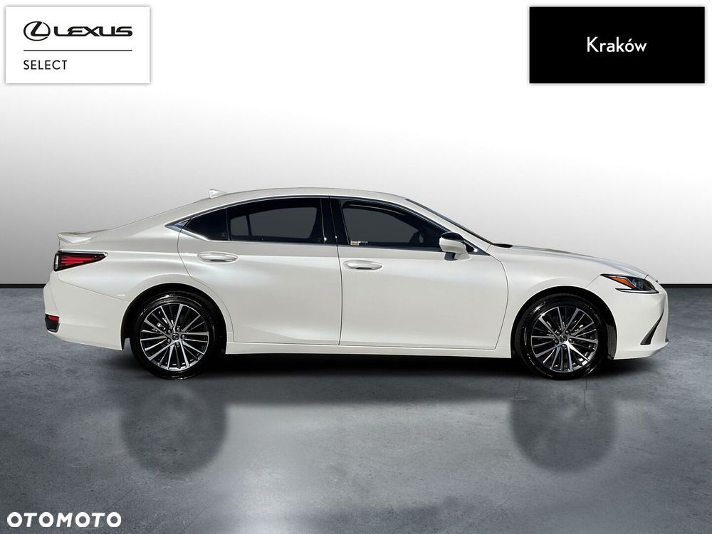 Lexus ES 300h Business Edition - 6