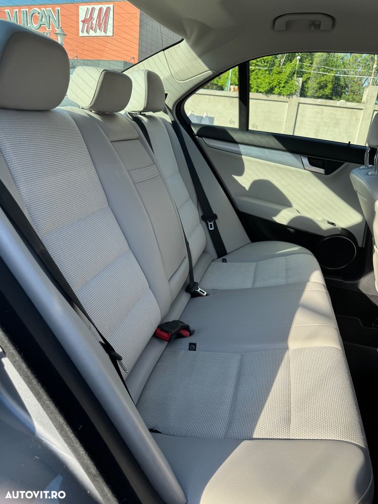 Mercedes-Benz C - 17