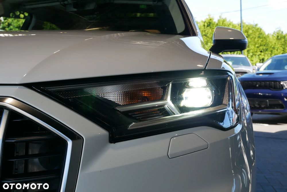 Audi Q7 - 35