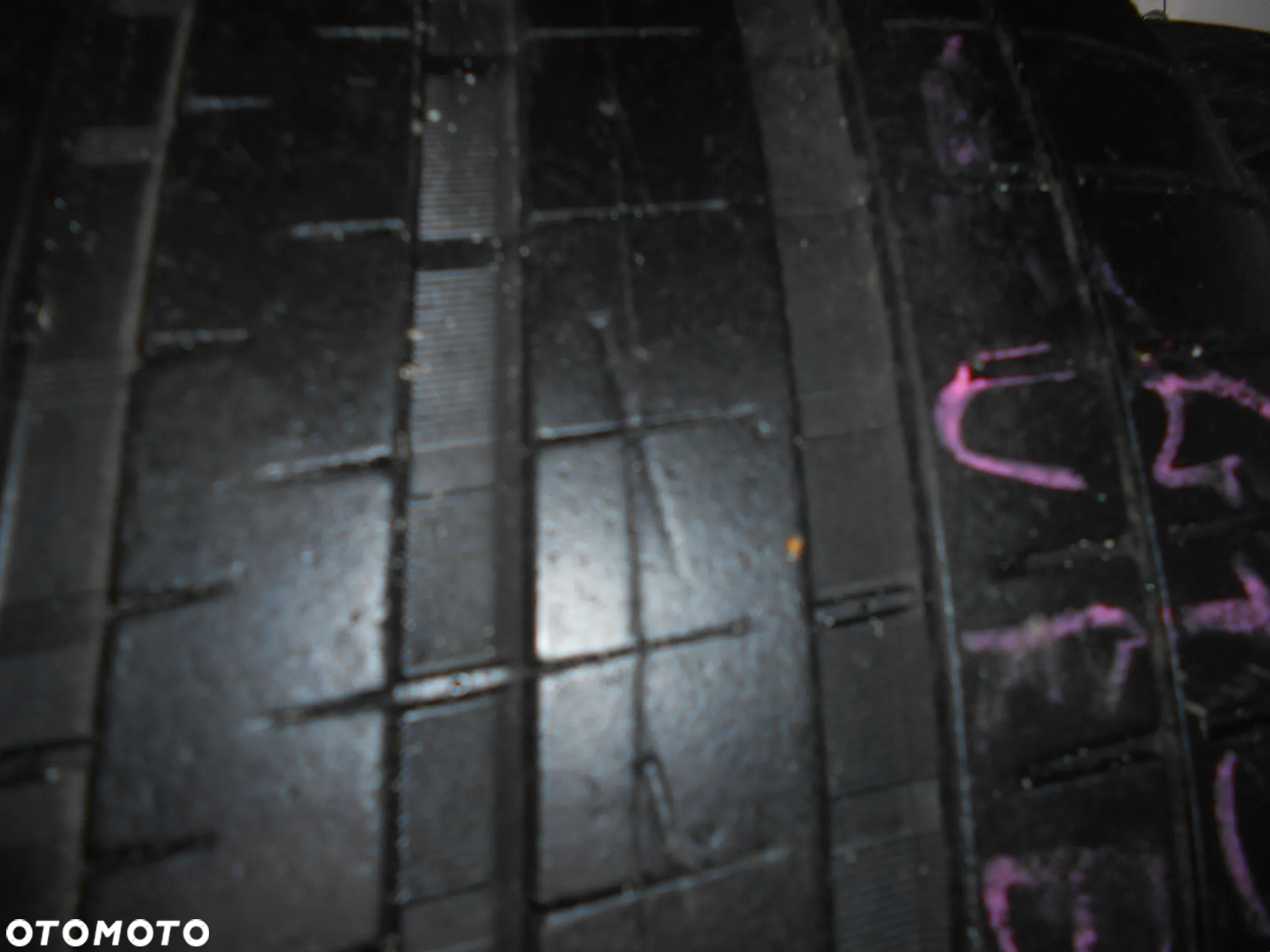 OPONY 275/40R20 VREDESTEIN ULTRAC VORTI DOT 0717 6.7MM - 4