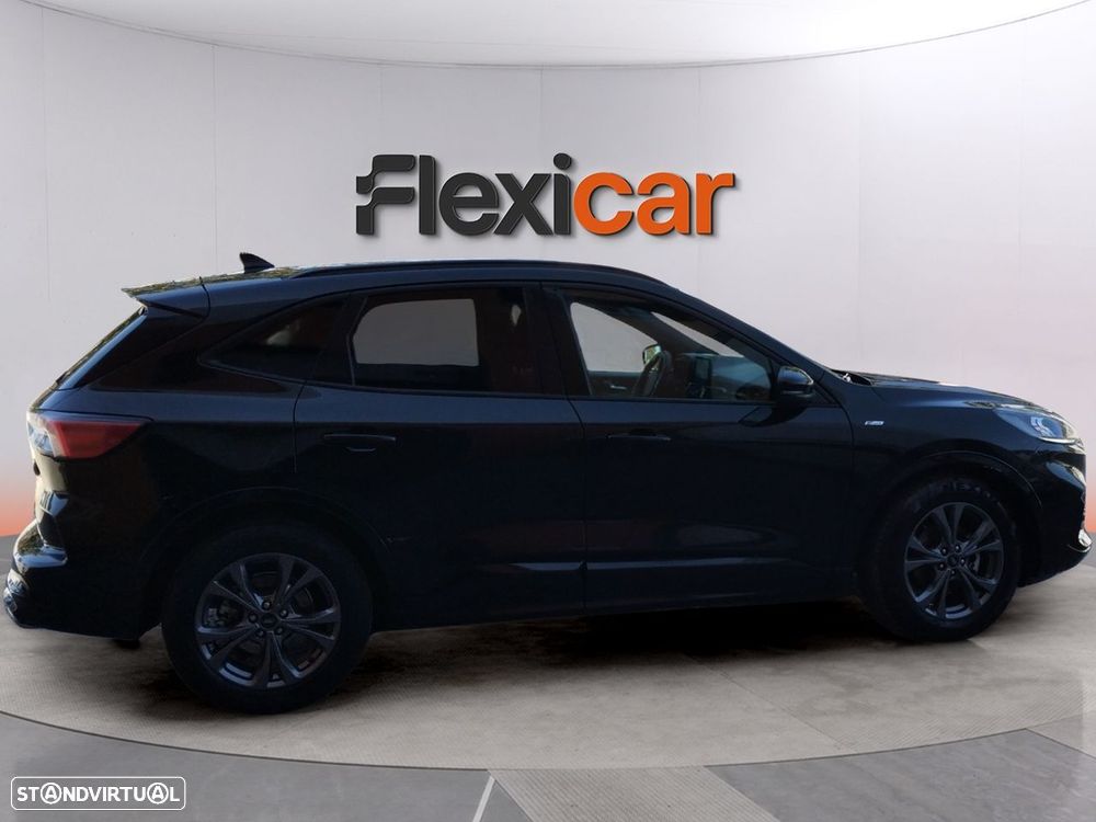 Ford Kuga 1.5 TDCi EcoBlue ST-Line — fotografia 8