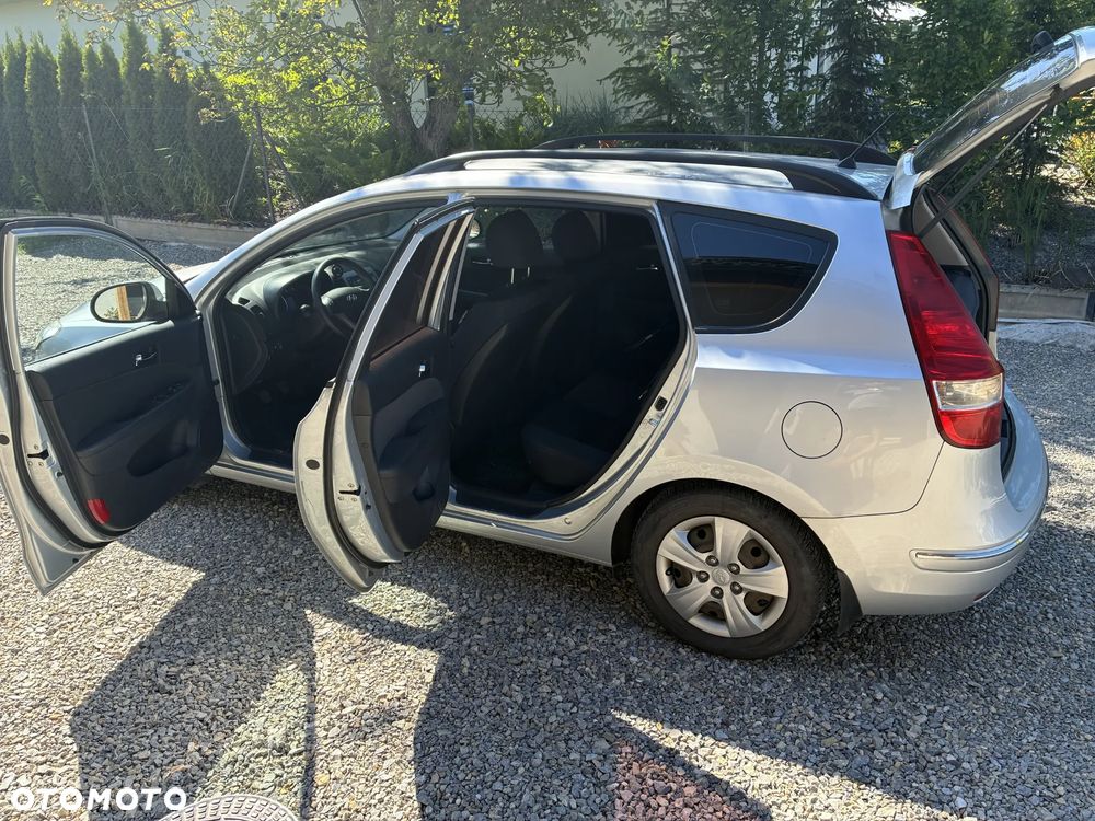 Hyundai i30 1.6 CRDi Classic - 9