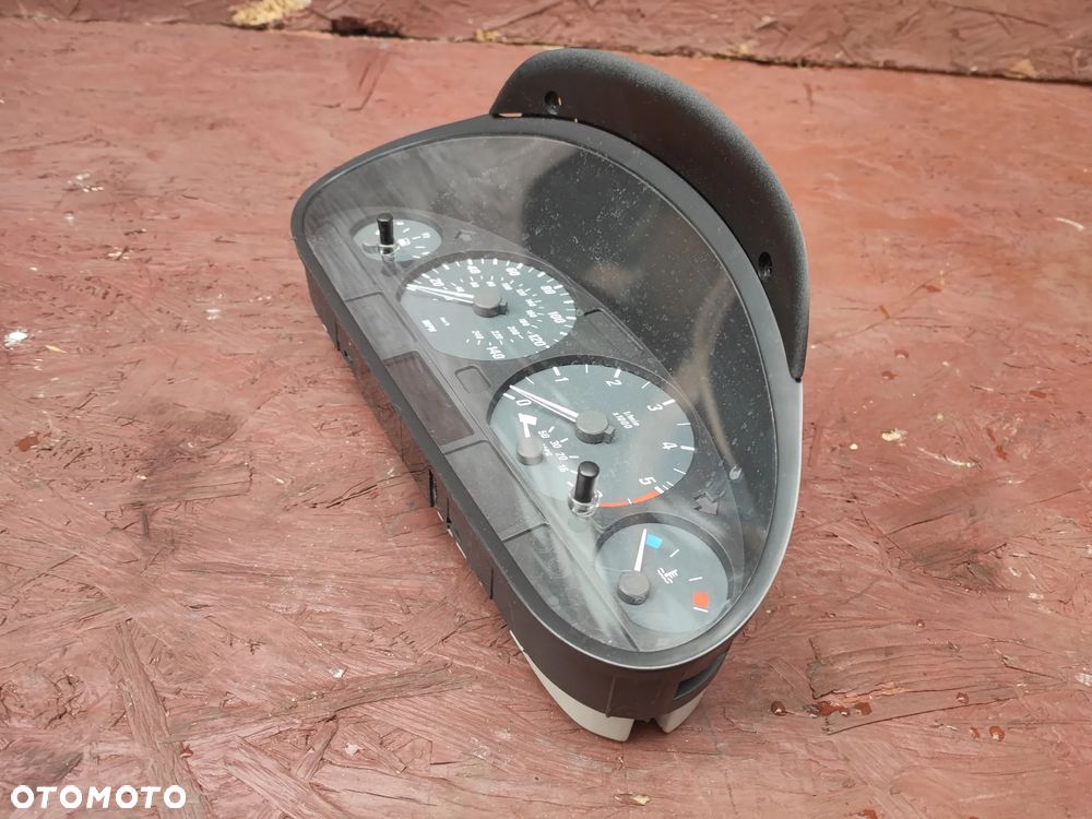BMW E46 COUPE / CABRIO ORYGINALNY LICZNIK Z WERSJI ANGLIK MANUAL Z WERSJI DIESEL R4 O NR. 6 940 898  OEM SPRAWNY W 100% - 9