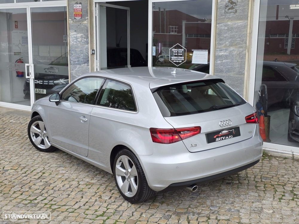 Audi A3 1.6 TDI Sport - 4