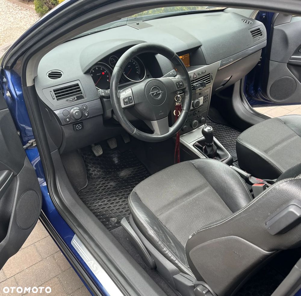 Opel Astra 2.0 T Sport - 8